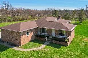 6395 Royalton Dr, Galloway, OH 43119 - Photo 1