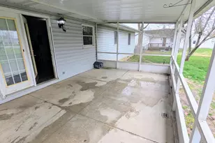 687 W Elm St, Washington Court House, OH 43160 - Photo 22