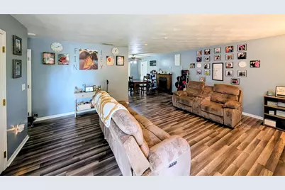 687 W Elm Street, Washington Court House, OH 43160 - Photo 4