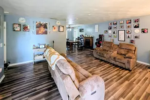 687 W Elm St, Washington Court House, OH 43160 - Photo 4