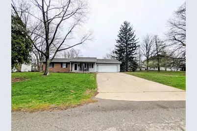 687 W Elm Street, Washington Court House, OH 43160 - Photo 2