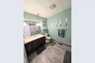 687 W Elm Street, Washington Court House, OH 43160 - Photo 18