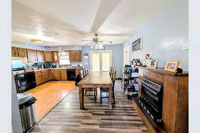 687 W Elm Street, Washington Court House, OH 43160 - Photo 8