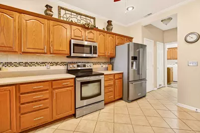 1616 Crossing Boulevard, Circleville, OH 43113 - Photo 16