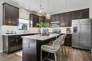 205 Warbler Ln, Plain City, OH 43064 - Photo 4