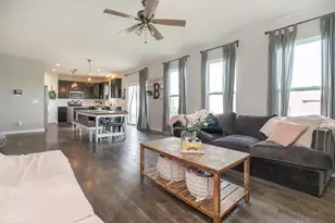 623 Azalea Fields Dr, Blacklick, OH 43004 - Photo 6