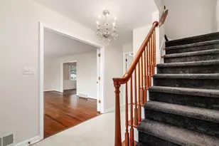 880 Lynbrook Rd, Columbus, OH 43235 - Photo 10