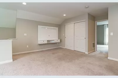 6090 Windcliff Drive E, Grove City, OH 43123 - Photo 32