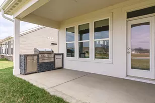 6090 Windcliff Dr E, Grove City, OH 43123 - Photo 38