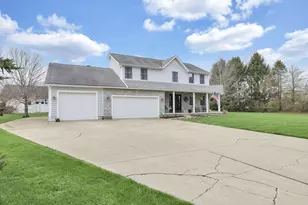 18 Zellers Ln SW, Etna, OH 43062 - Photo 2