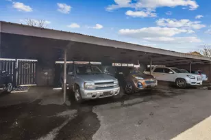 556 Pamlico St, Columbus, OH 43228 - Photo 22