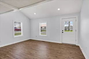 1246 Rawlings St, Washington Court House, OH 43160 - Photo 8