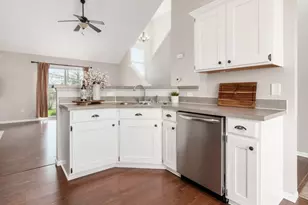 9360 Magnolia Way, Orient, OH 43146 - Photo 14