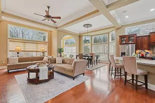 3848 Stonewater Dr, Columbus, OH 43221 - Photo 8