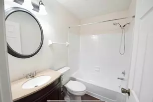 3797 Heatherglen Dr, Columbus, OH 43221 - Photo 10