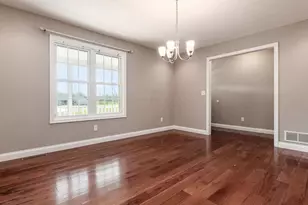 2435 Freedom Ln, Zanesville, OH 43701 - Photo 28