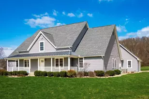 2435 Freedom Ln, Zanesville, OH 43701 - Photo 4
