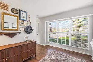 1129 Pebble Brook Dr, Columbus, OH 43240 - Photo 4