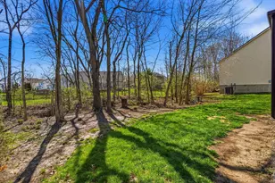 1129 Pebble Brook Dr, Columbus, OH 43240 - Photo 32