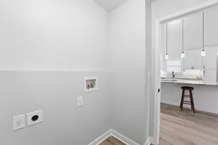 8943 Emerald Hill Dr, Lewis Center, OH 43035 - Photo 14