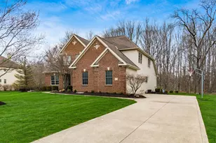 5681 Streamside Dr, Galena, OH 43021 - Photo 2