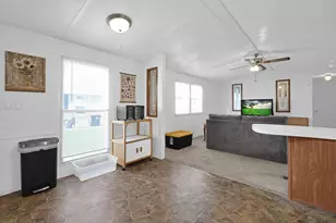 1100 Thornwood Dr SW, Heath, OH 43056 - Photo 12