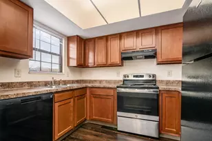 2391 Bethel Rd, Columbus, OH 43220 - Photo 16