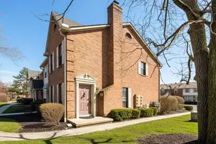 2391 Bethel Rd, Columbus, OH 43220 - Photo 2