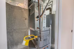 435 Blackstone Dr, Dayton, OH 45459 - Photo 26