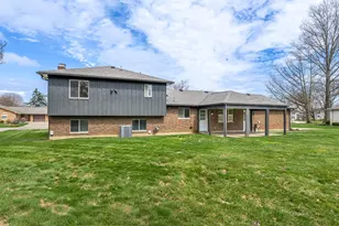 435 Blackstone Dr, Dayton, OH 45459 - Photo 44