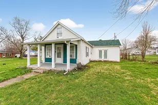 328 W Light St, Urbana, OH 43078 - Photo 2