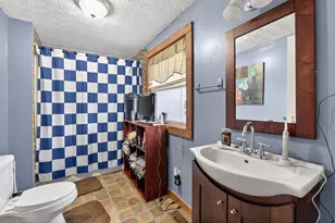 328 W Light St, Urbana, OH 43078 - Photo 8