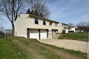 2696 Southridge Dr, Columbus, OH 43224 - Photo 6