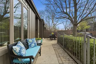 107 Glen Dr, Worthington, OH 43085 - Photo 2