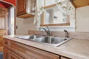 1042 Stewart St, Newark, OH 43055 - Photo 12