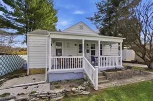 1042 Stewart St, Newark, OH 43055 - Photo 2