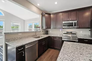 502 Conley Dr, Commercial Point, OH 43116 - Photo 6