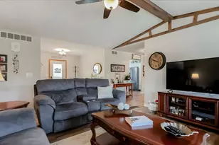 6625 S River Rd, Blue Rock, OH 43720 - Photo 6