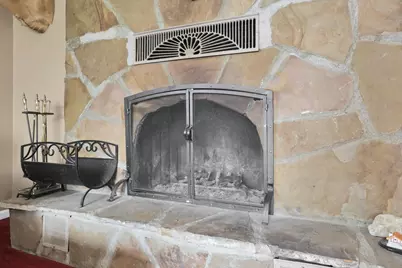 11138 York Road SW, Baltimore, OH 43105 - Photo 18