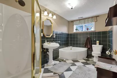 11138 York Road SW, Baltimore, OH 43105 - Photo 52