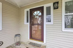 11138 York Rd SW, Baltimore, OH 43105 - Photo 10