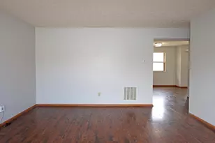 1417 Wild Oats Dr, Columbus, OH 43204 - Photo 8