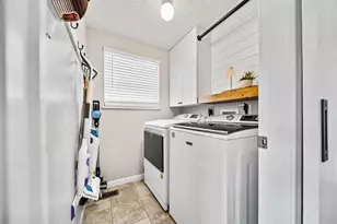 5450 Country Meadow Ct, Westerville, OH 43082 - Photo 16