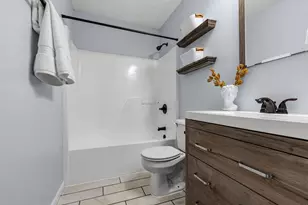 6078 Brook Bay Ct, Canal Winchester, OH 43110 - Photo 18