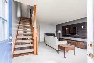 881 Upholland Ln, Columbus, OH 43085 - Photo 2