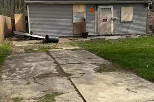 952 Whitethorne Ave, Columbus, OH 43223 - Photo 1