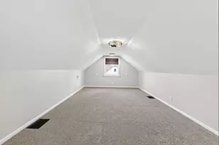 33 Rosslyn Ave, Columbus, OH 43214 - Photo 36