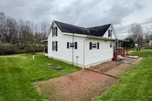 4042 Railroad St, New Marshfield, OH 45766 - Photo 6