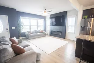 1129 Stratford Wy, London, OH 43140 - Photo 6