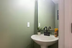 1129 Stratford Wy, London, OH 43140 - Photo 10